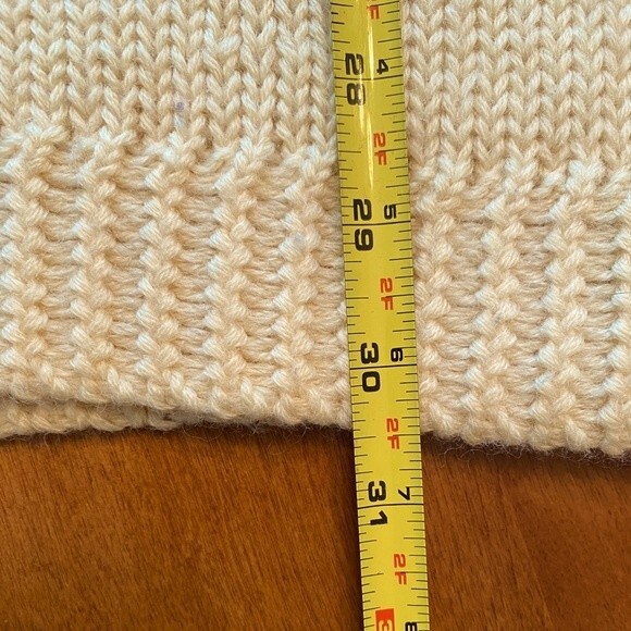Studio B 100% Wool substantial tall cozy retro creamy long line knit pullover. - Picture 7 of 8